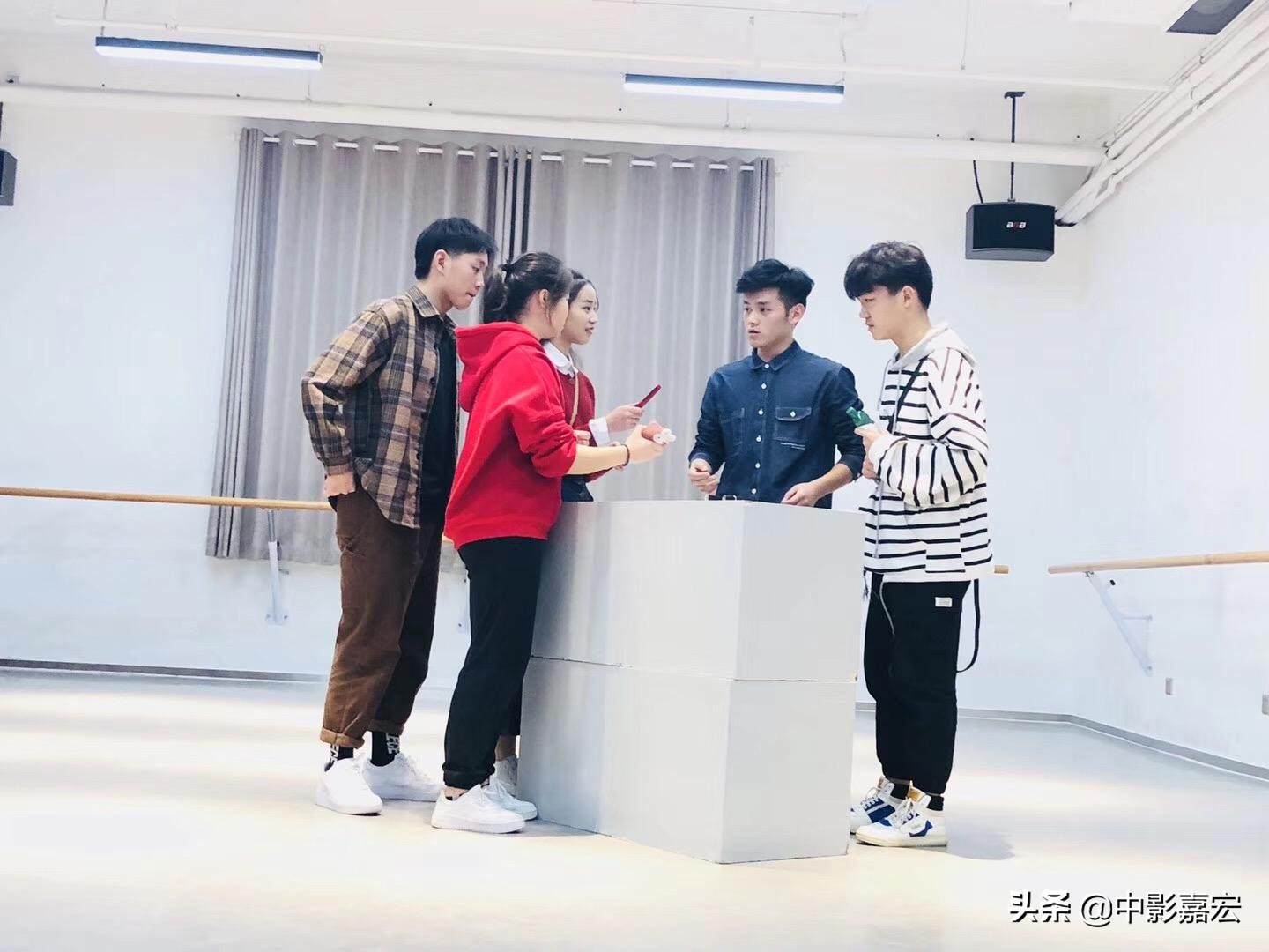 想考编导专业都需要了解哪些,考编导专业需要准备哪些知识