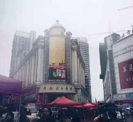 服装人必看秀场,服装大批发市场在哪