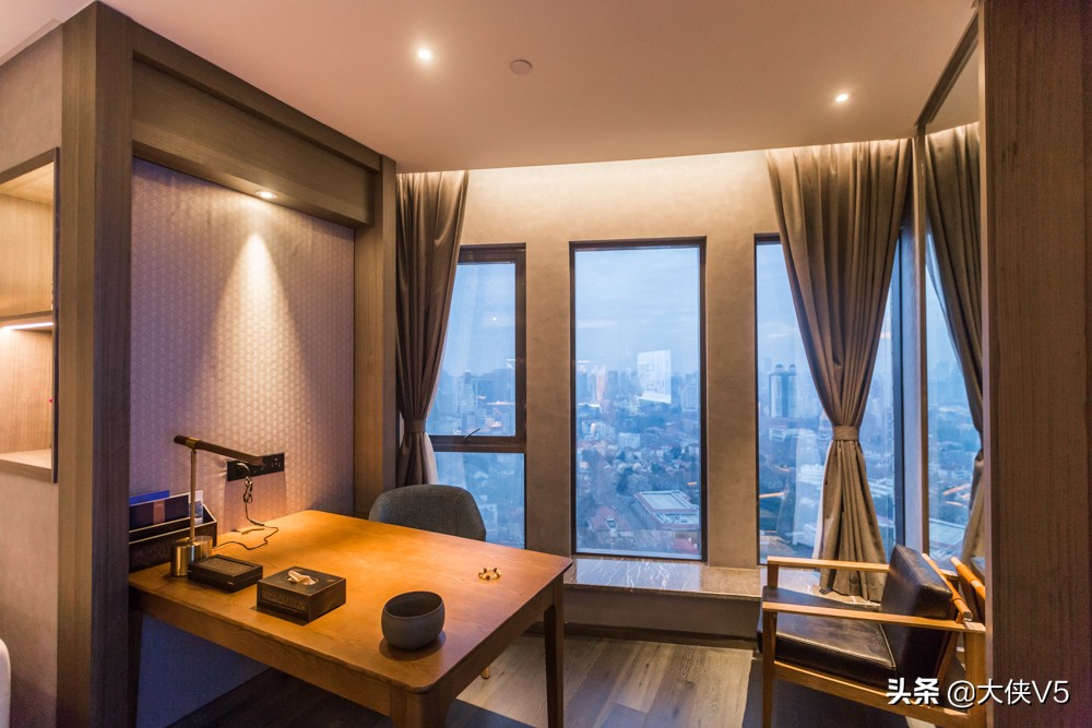 上海旅游值得打卡的酒店,来上海玩住哪里性价比比较高