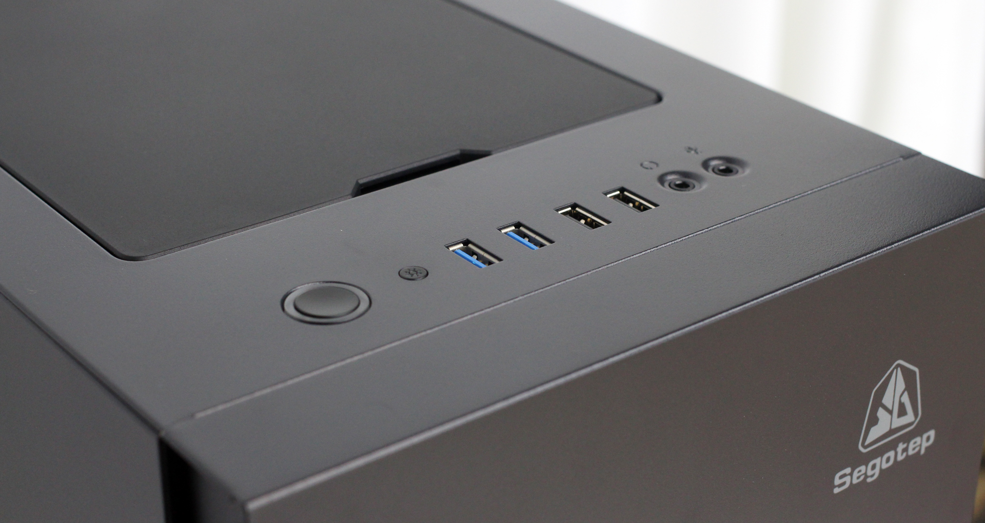 鑫谷atx3.0850w全模组,鑫谷机箱可以装三风扇显卡吗