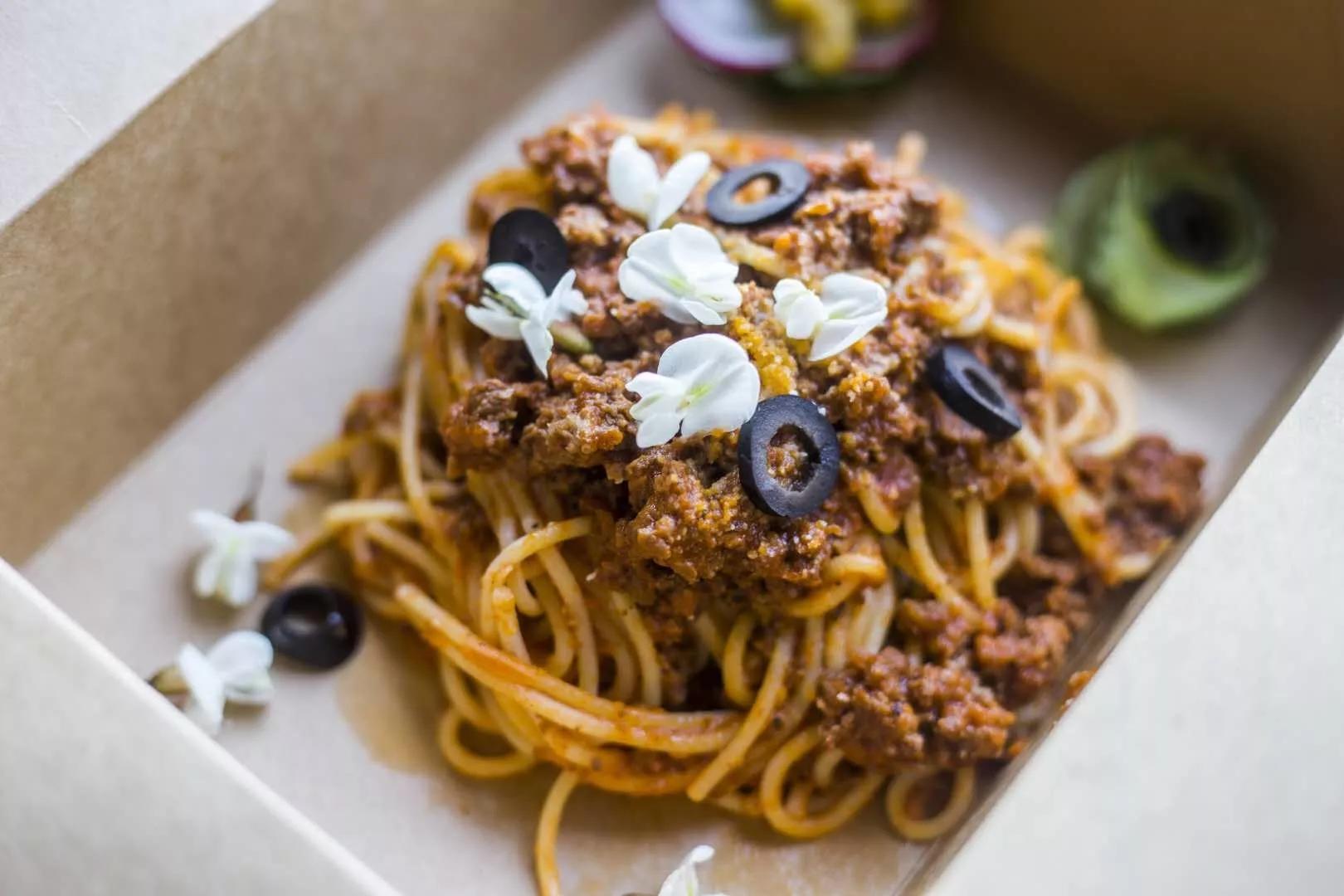 牧野寻芳探槐乡三寰牧场趣味亲子赏槐徒步大会启动