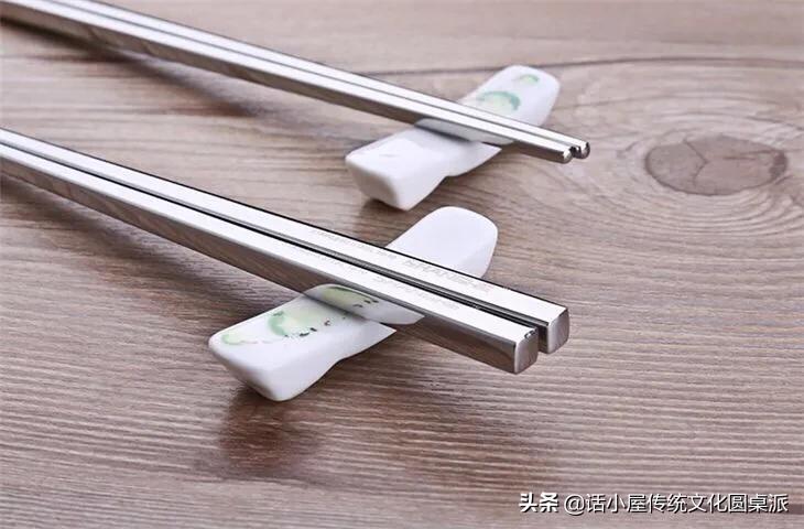 筷子的来历：是谁发明的？中国最早何时出现？筷子有什么寓意？