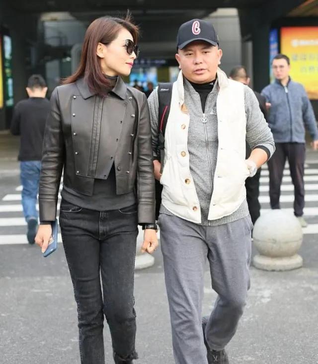 王珂:百亿富豪闪婚女明星,三年后遭遇破产,媳妇成“国民贤妻”