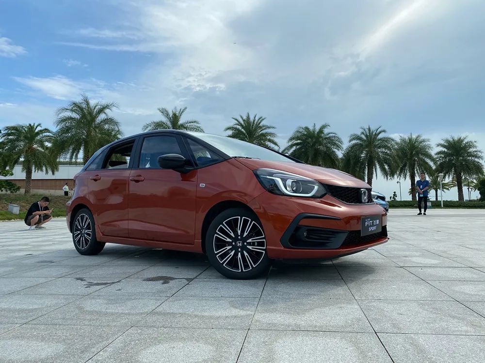 台湾四代飞度试驾视频,飞度4代试驾感受描述