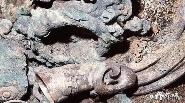 古玉孔道内外包浆沁色一致,古玉有沁色好还是无沁色好