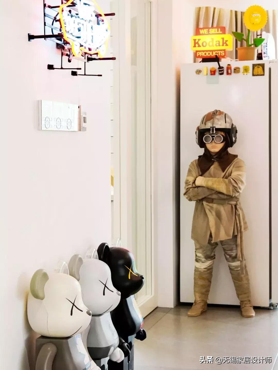 他在西湖边买200㎡豪宅，4年不住人，堆满的玩具总价超房子