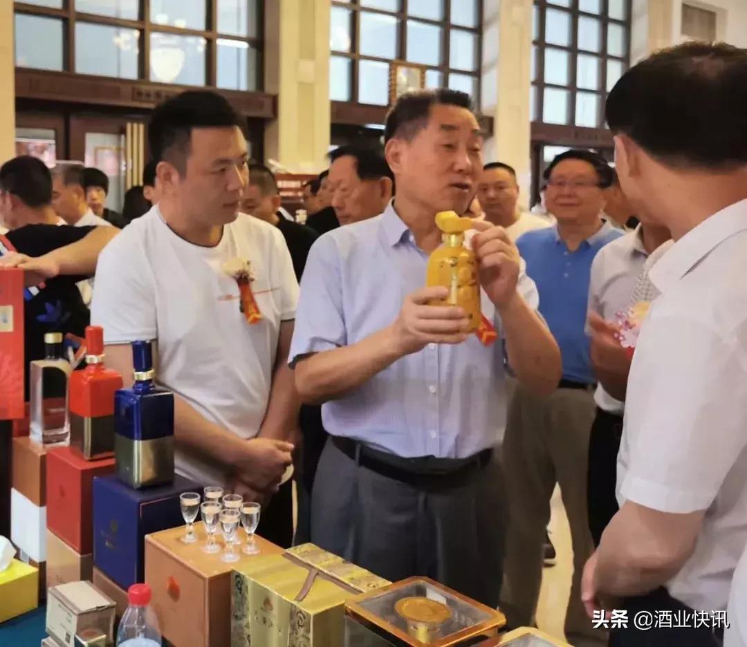 天生特别香到郑州豫酒中原行郑州站皇沟馥合香诠释真香