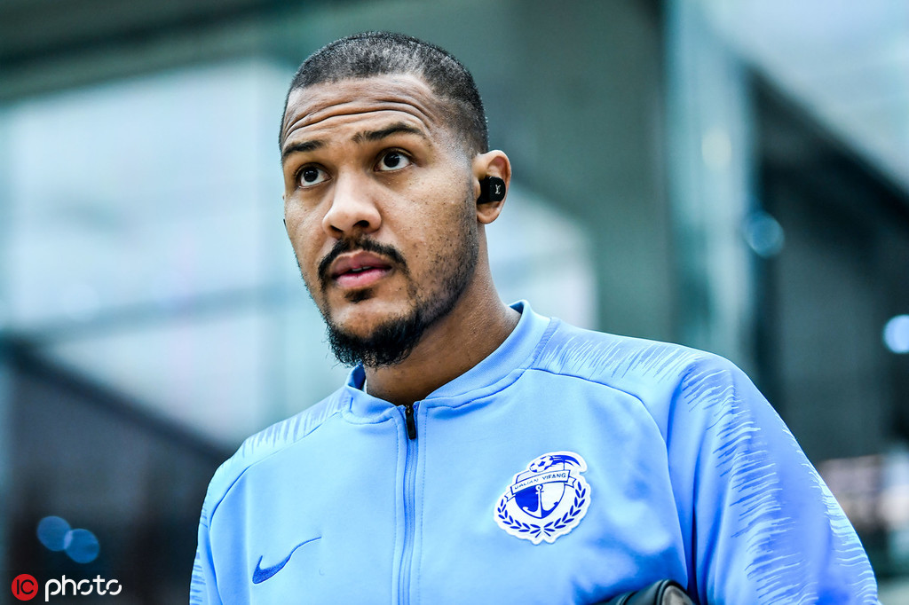 赛后客队球迷谈论申花,上海申花客场vs大连一方