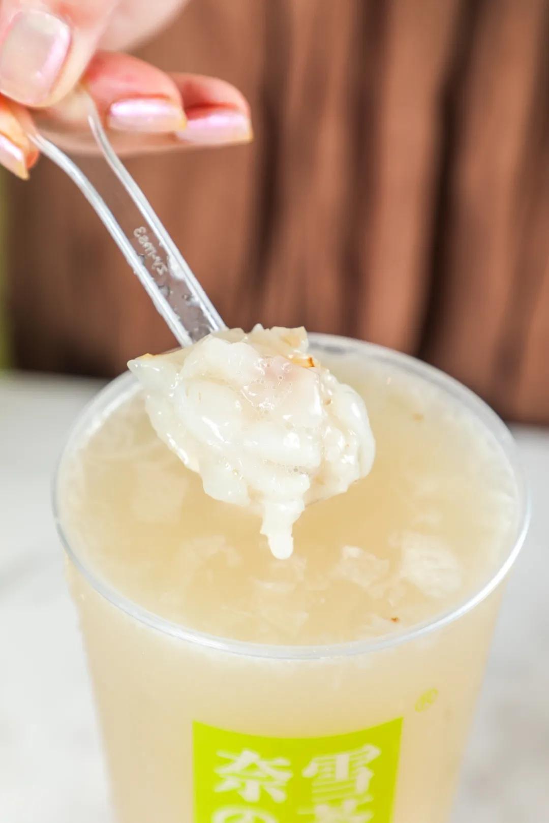 奈雪推荐果汁,奈雪选用了赣南脐橙