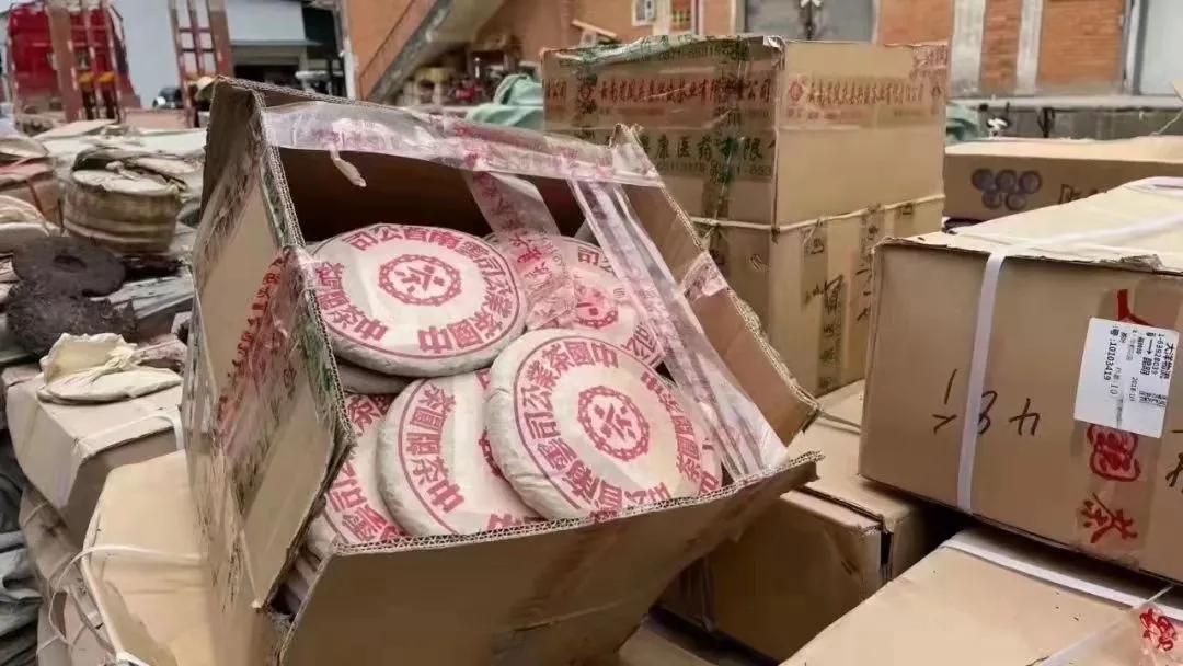 普洱老茶造假视频,普洱老茶鉴定真假