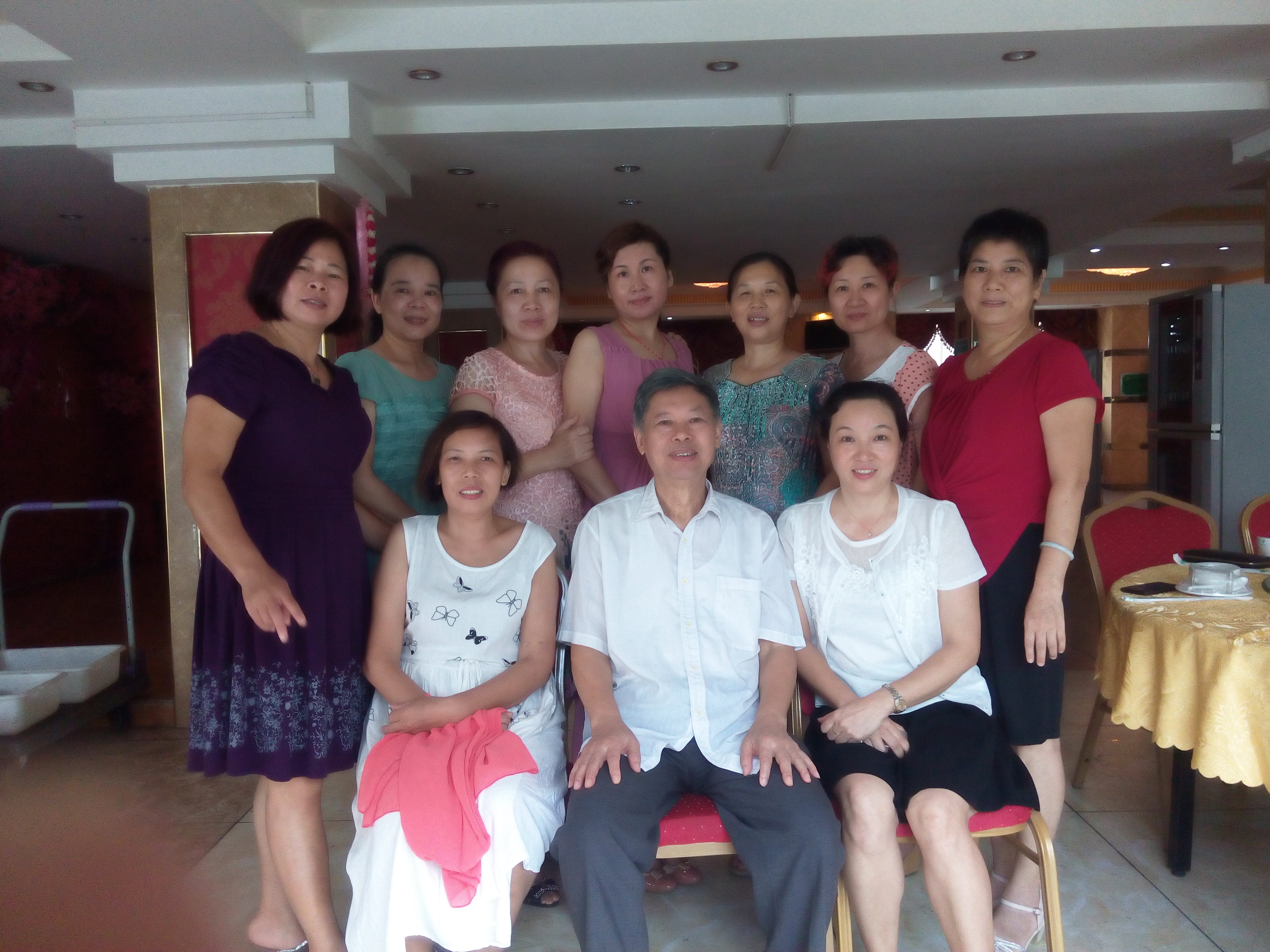 璐靛幙鍙嶅笣灏忓鍚屽鑱氫細,璐靛幙鍙嶅笣灏忓