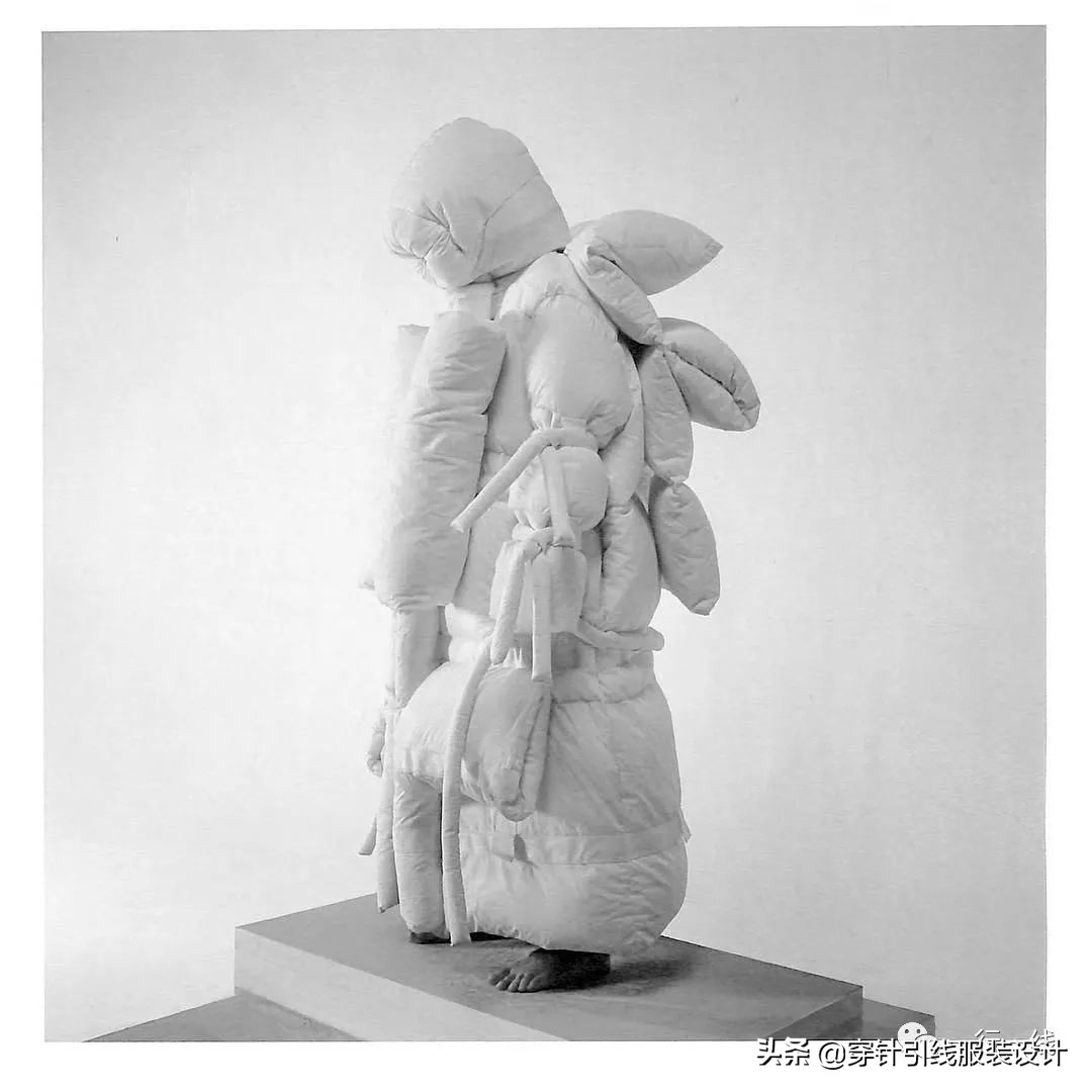 逆天羽绒服设计,moncler羽绒服成毅同款