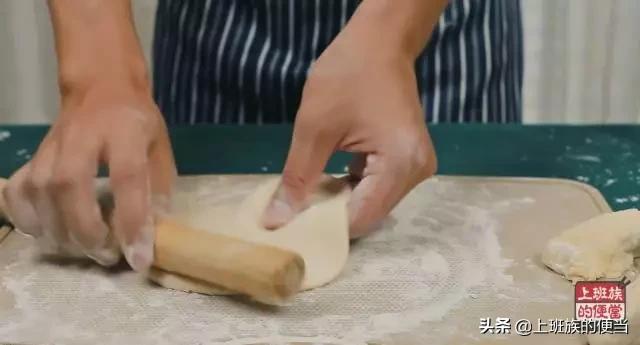 煎饼的做法不卷菜,煎饼该怎么做好吃又简单