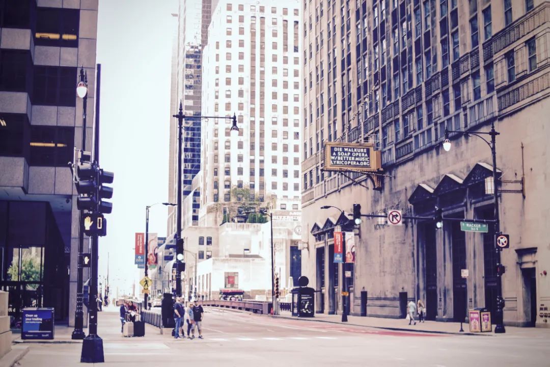 摆摊人年收入破30w,摆摊月入3万的技巧