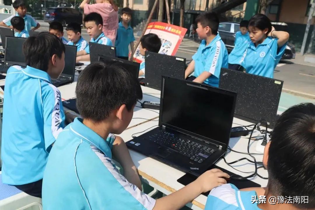 建党百年学校组织的迎七一活动,邓州市庆祝建党100周年活动选拔赛