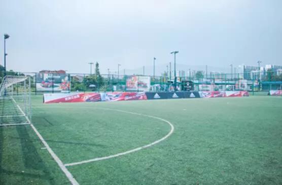 值得收藏的运动器材,运动场地免费开放