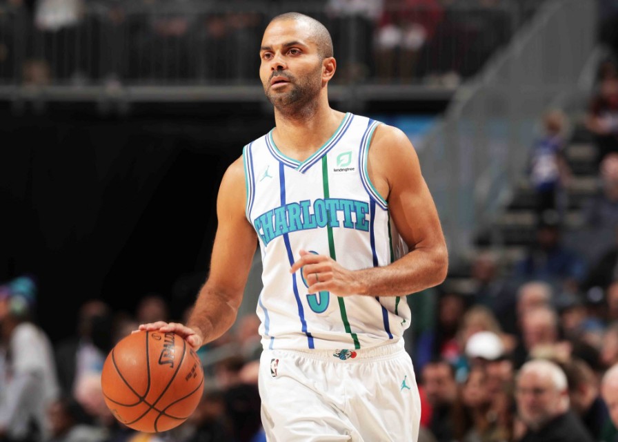 托尼帕克法国,法国跑车帕克绝技