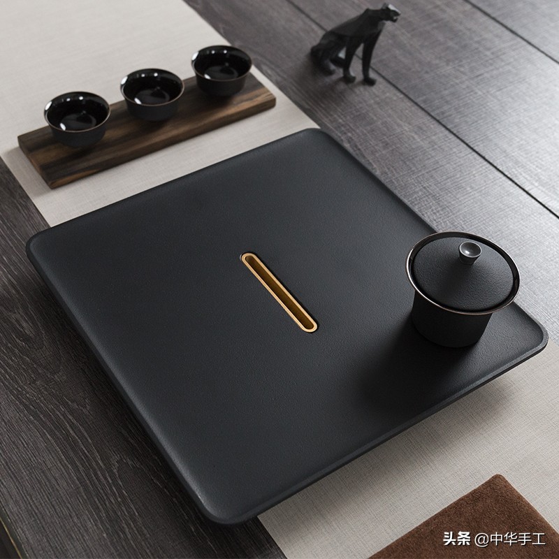 茶盘喝茶的正确方法,喝茶怎样选茶盘