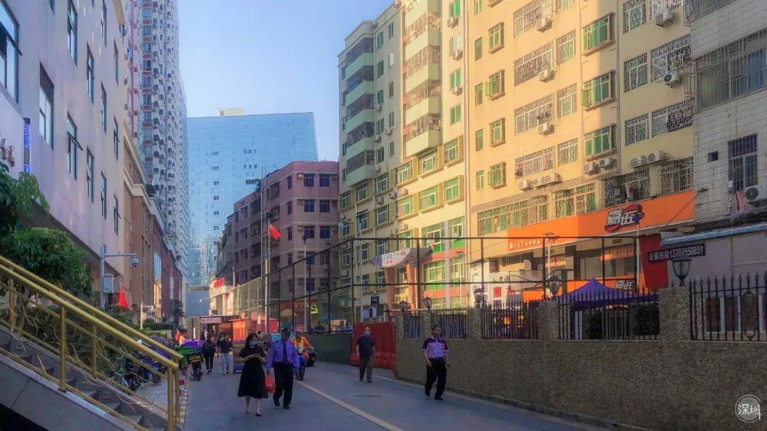 鎴戝姖浣犲埆涔版埧绯诲垪,鎴戝姖浣犲埆涔版埧绯诲垪鍚堥泦