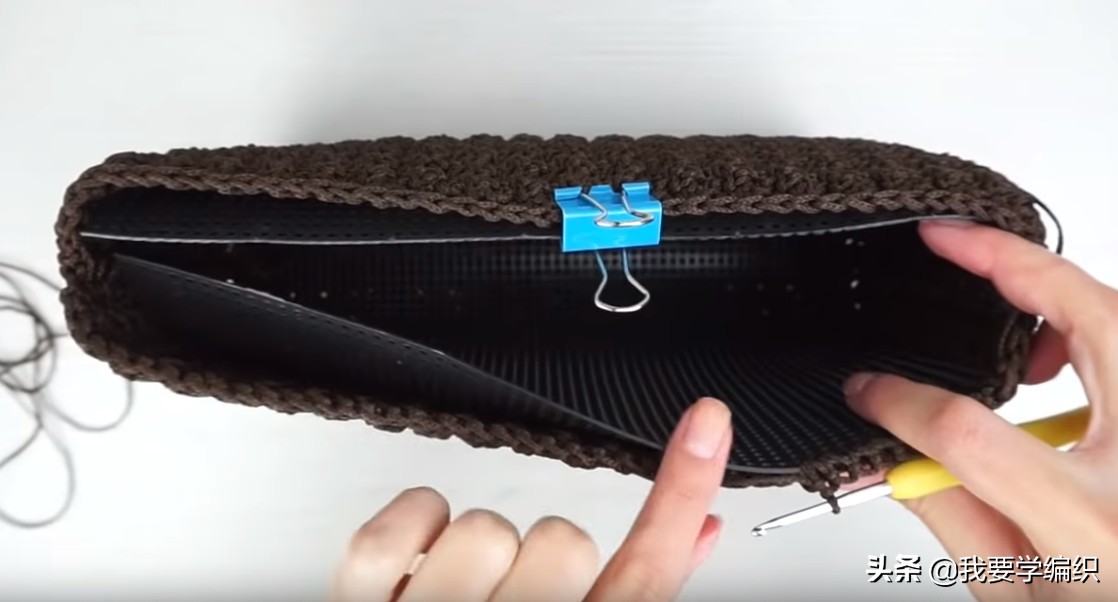 朋友说它比买的包更好看，高级感十足的环保皮草包，自己钩一个吧