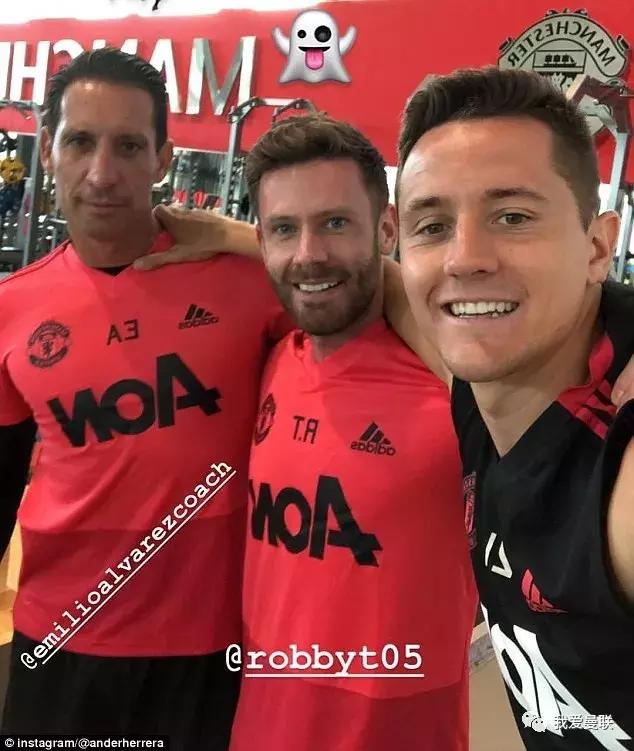 曼联教练组成员离队,曼联主帅索尔斯克亚离开俱乐部