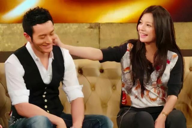 黄晓明狂追赵薇十几年，昨晚却删除赵薇所有内容！他知道什么？