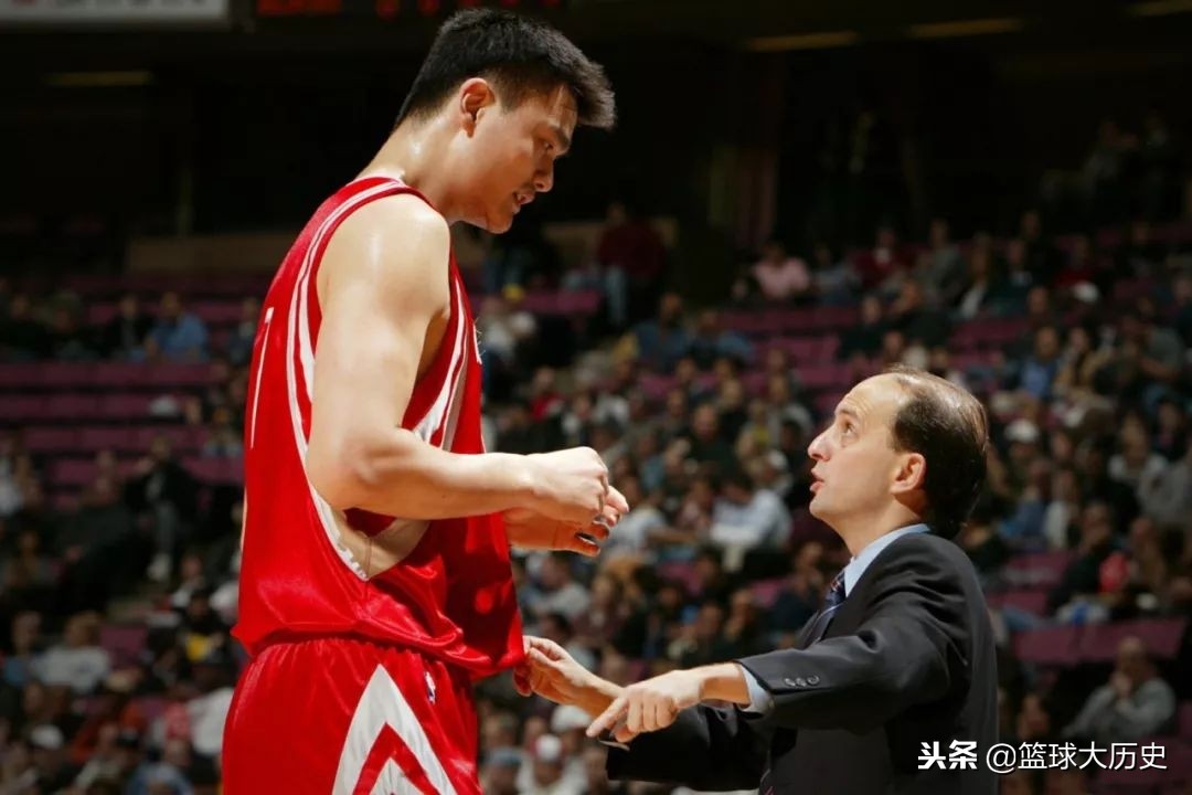 盘点NBA历史上的五大巨人！2米26的大姚只能排第五？