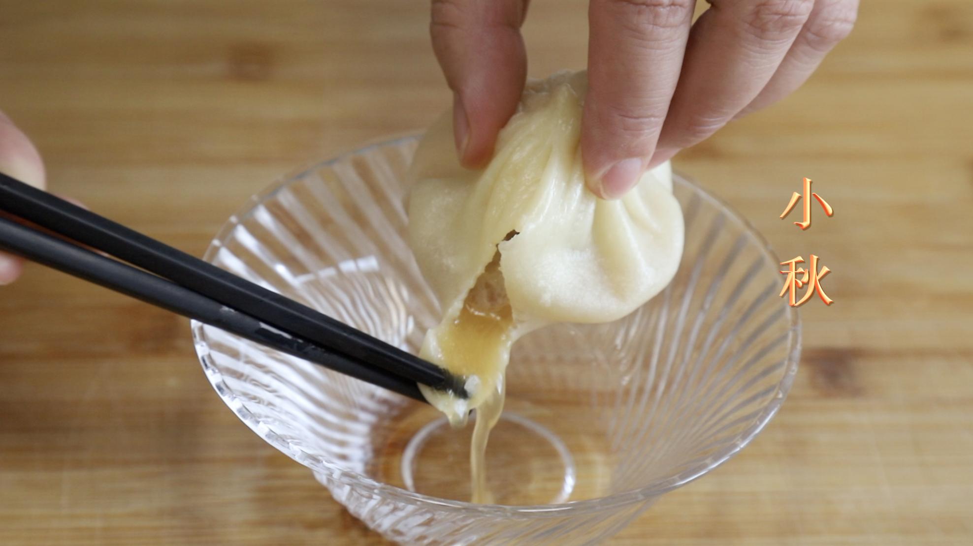 水晶灌汤包汤汁浓郁皮薄肉厚好吃,灌汤包做法咋做好吃又好卖