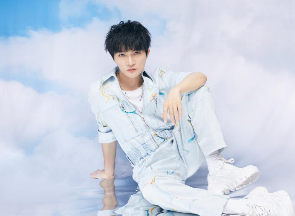 “心有所愿，再平凡也不孤单”，周深情意悠长的《念》发行三周年