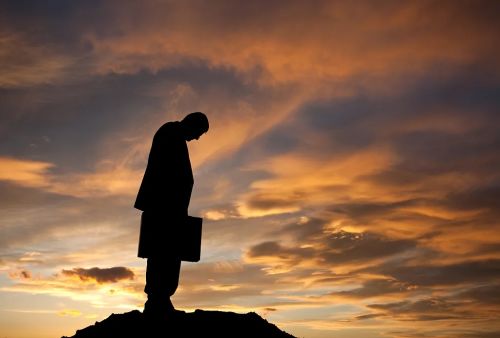 疫情还没结束却被辞退了,疫情还没结束需要辞职吗