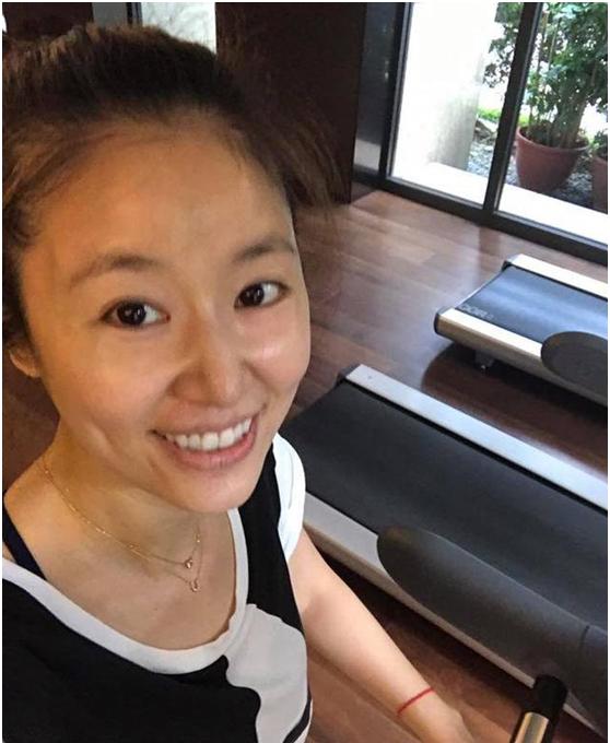 来看看18位当红女艺人妆前妆后差别，真实素颜状态，颠覆您的三观