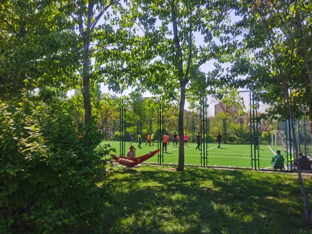 10999元起！学校+双公园+地铁！济南东站成熟大盘再扔价格*弹炸**！