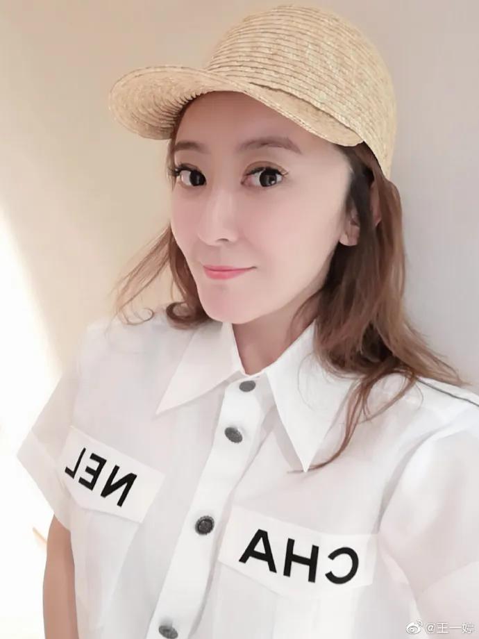 中国国脚杨旭,前国脚杨旭