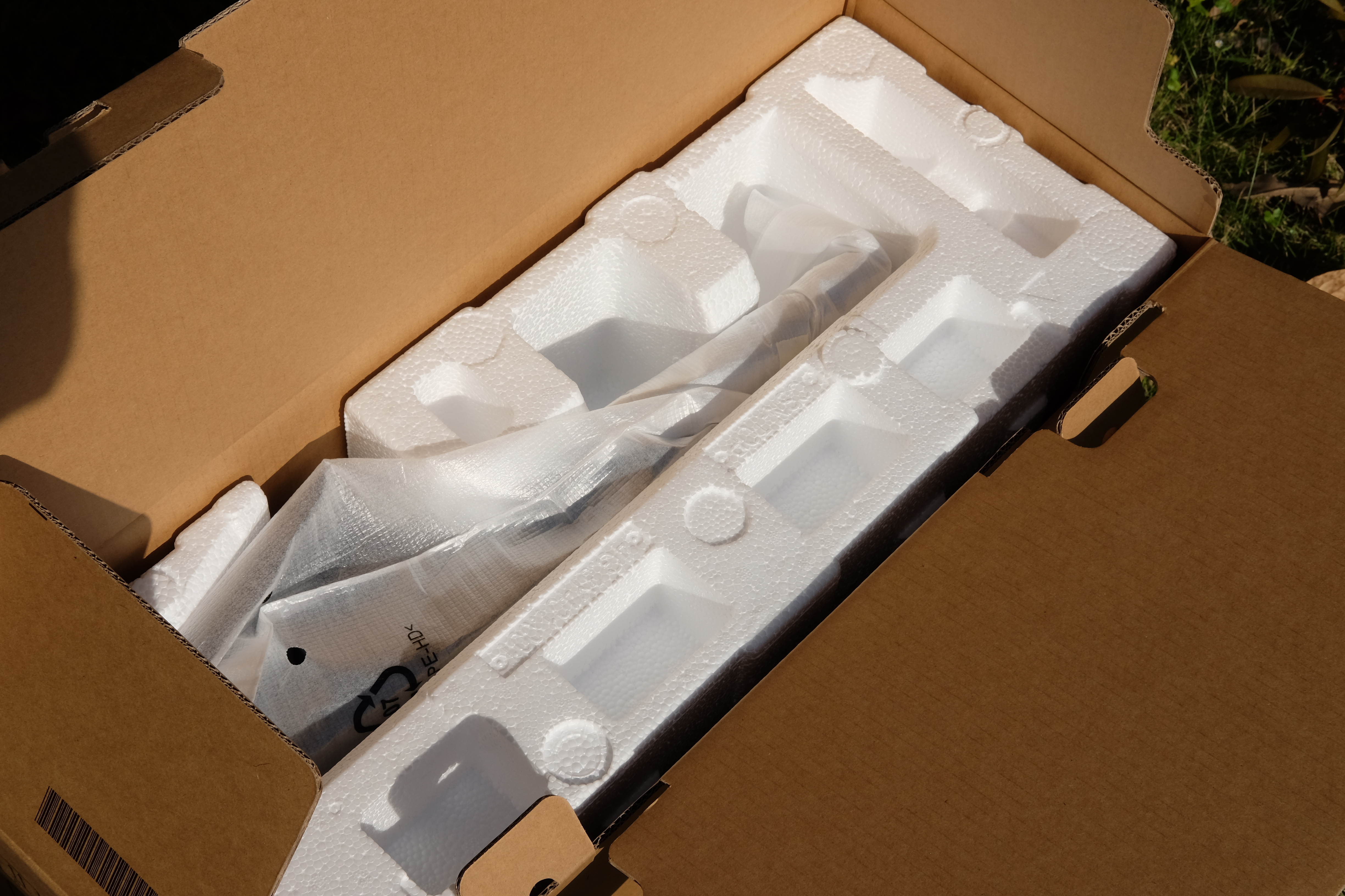 明基SW240专业显示器,明基sw240专业摄影绘图色准显示器