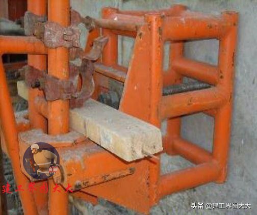 工程建筑爬架,爬架拆除一般得多长时间