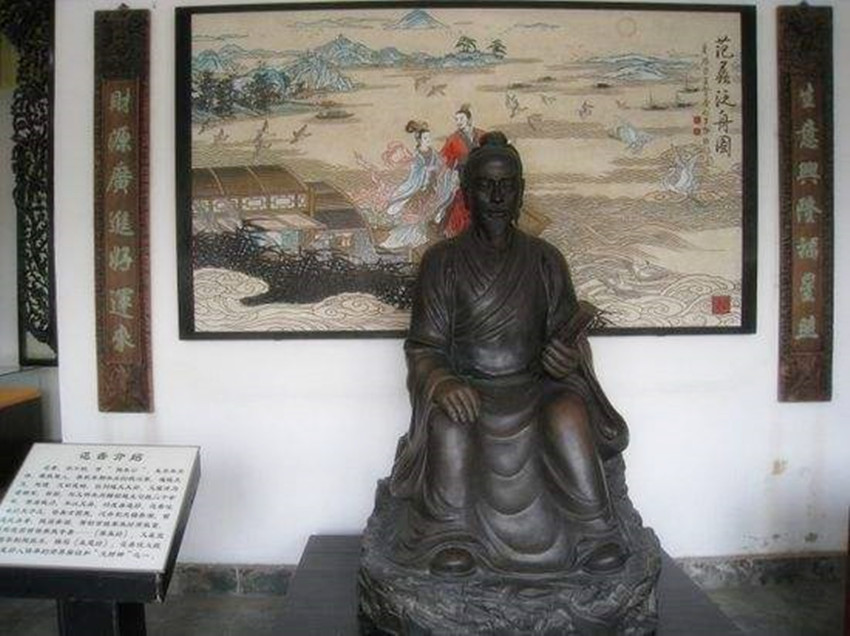 此人堪称商业奇才,走到哪都能成巨富,一旦挣到钱就散尽万贯家财