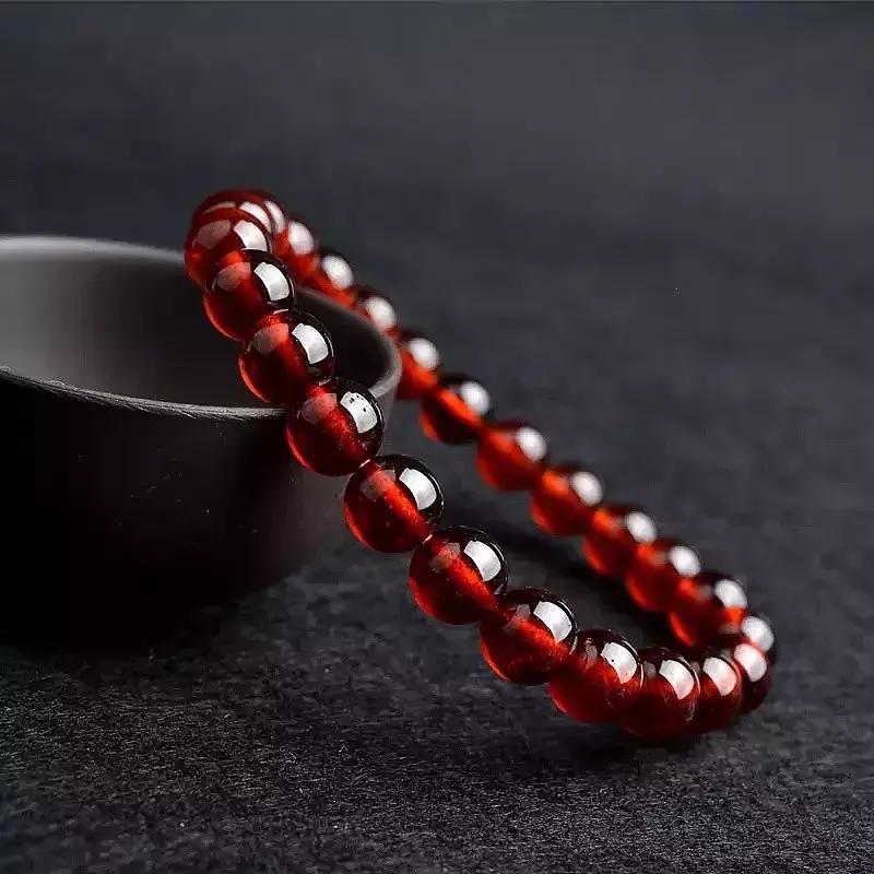 本命年犯太岁戴什么好,本命年犯太岁戴什么