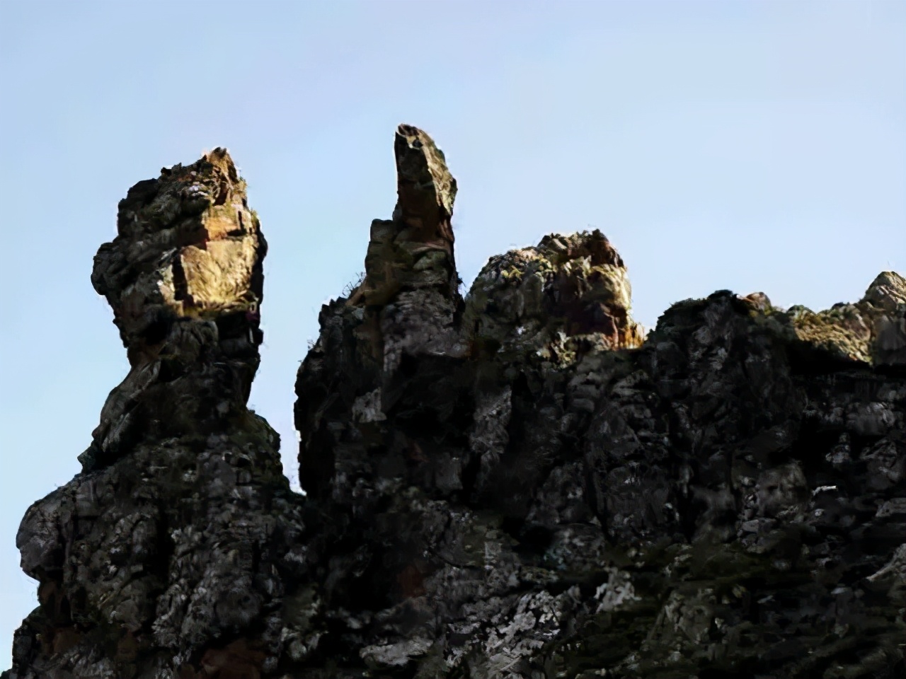天山天池博格达峰马牙山,博格达峰马牙山