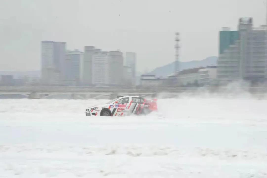 延边又一次冰雪赛事,延边赛事热血沸腾
