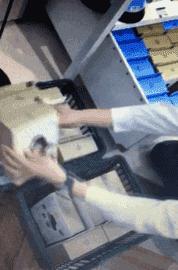 女人过了45岁适合什么发型,女人过40建议打扮精致