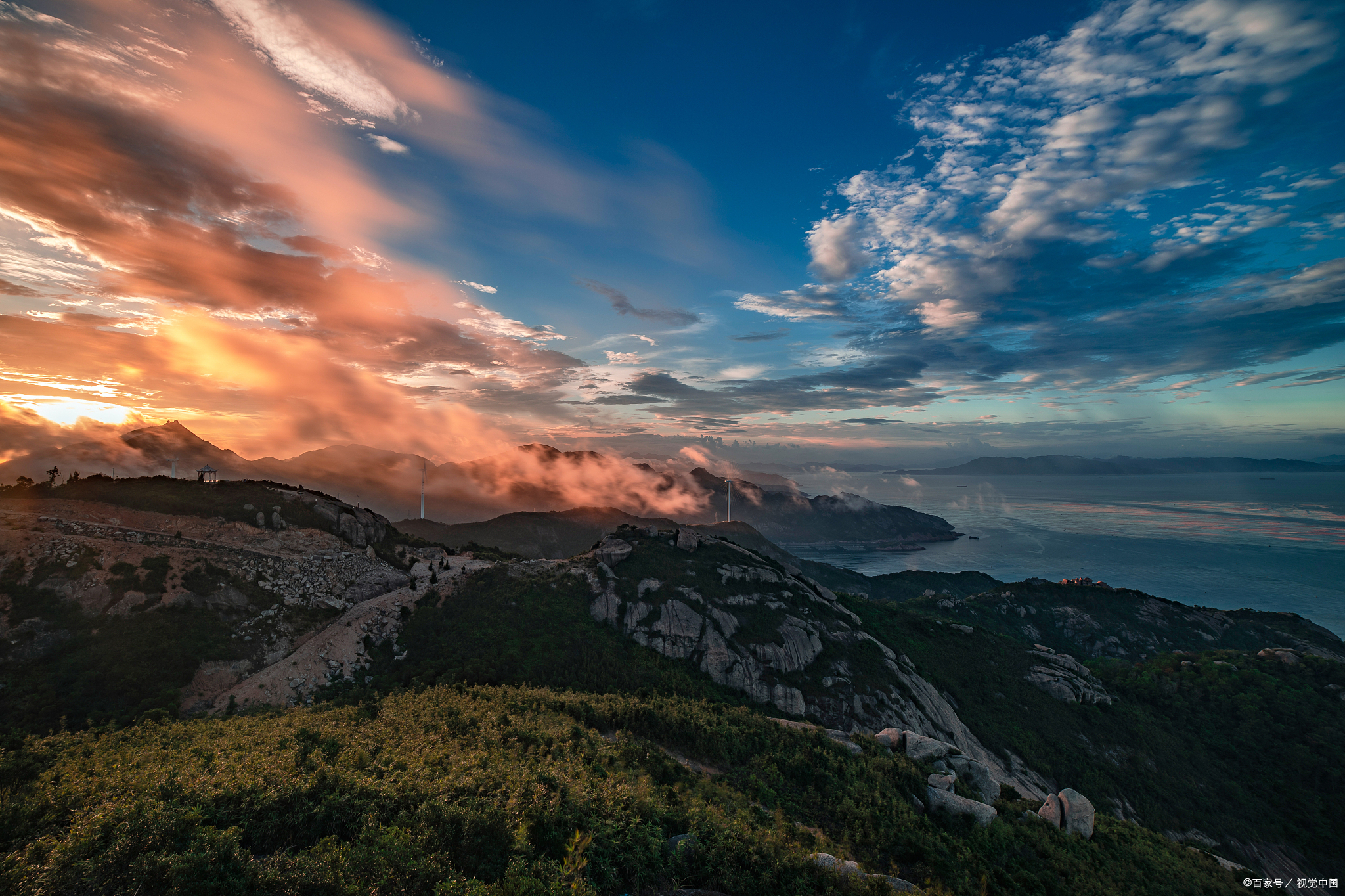 云馨和方慧登华南最高峰—猫儿山，运动是最科学最绿色的减肥方法