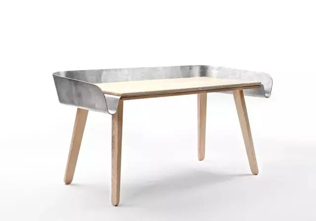 “办公桌”——的微创新