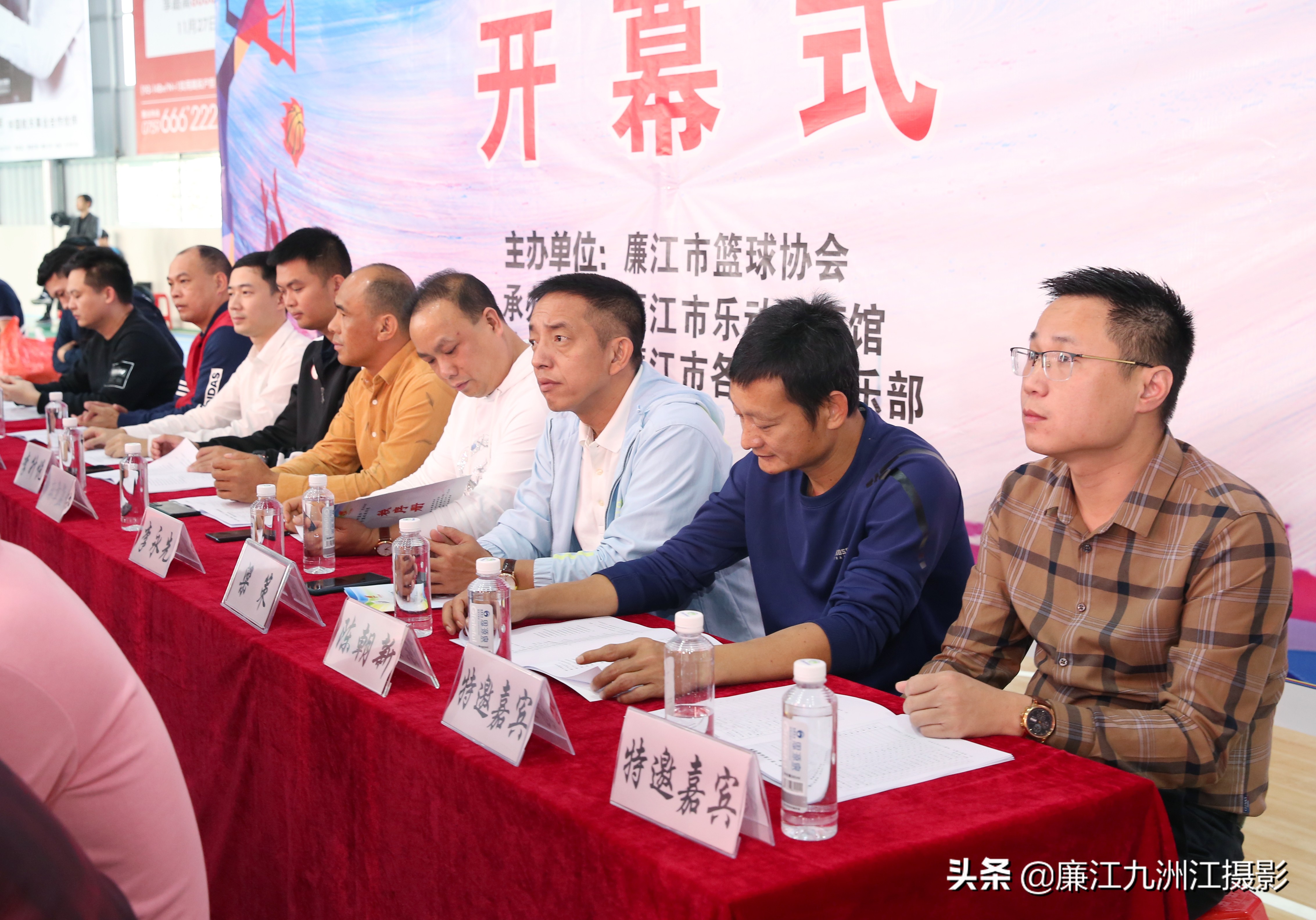 廉江市乐动体育馆,廉江乐动杯篮球比赛