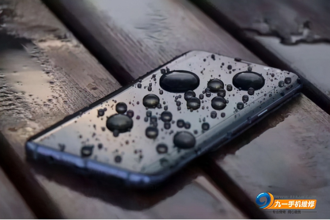 华为手机进水在保修范围内吗,华为手机进水开不了机维修多少钱