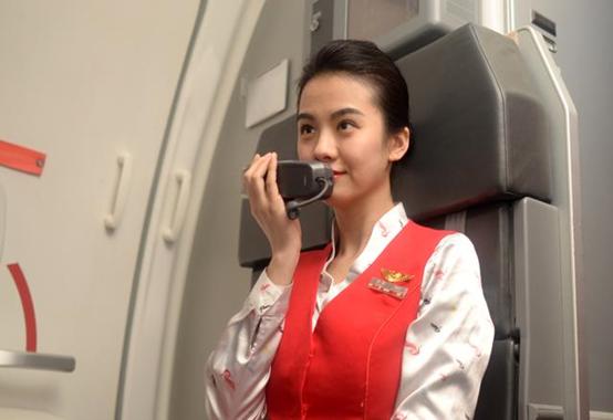美丽空姐、微笑服务、民族服饰，最具特色航空公司：昆明航空