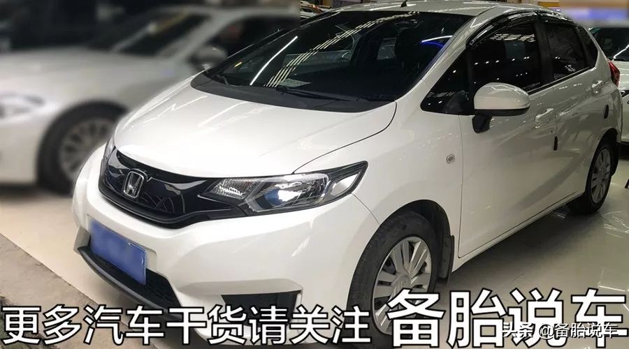 同功率的卤素灯和led灯哪个亮,led灯为什么越来越暗