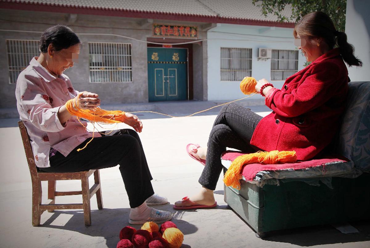 坐月子亲妈照顾还是婆婆照顾好,婆婆过来照顾月子要给生活费吗