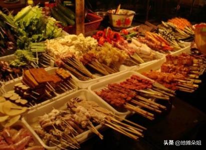 摆地摊上集市卖东西能挣钱吗,集市摆地摊做点什么合适