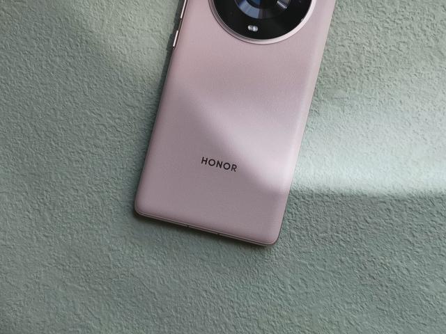 荣耀magic3pro缺点,荣耀magic3pro屏幕缺点