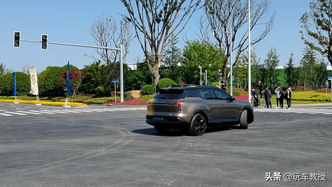 恒大汽车市值最新消息,恒大汽车连续暴跌市值蒸发6千亿